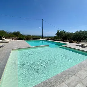  Vakantieboerderij La Rocca Manna Italië